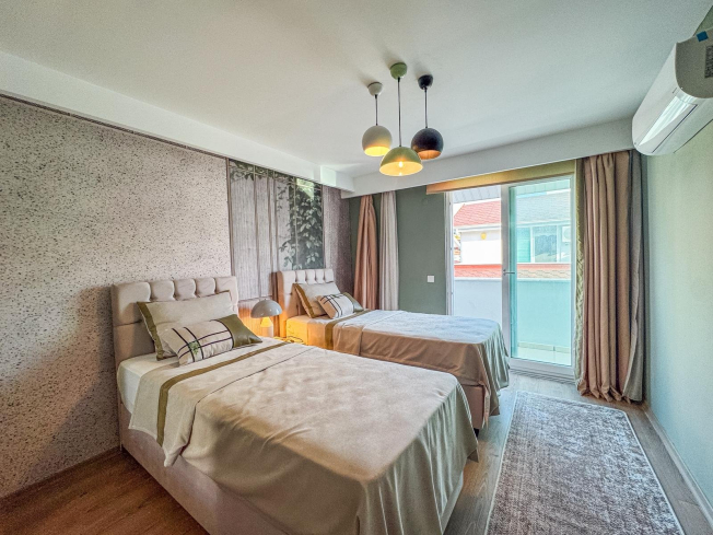 Luxury 4+1 Garden Duplex in Kestel