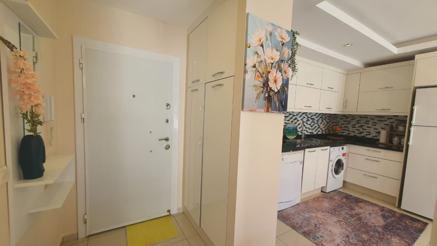 Cozy 1+1 Apartment in Oba — Just 300 m from the Sea