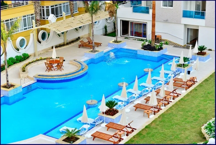 Luxury 2+1 Apartment,  Mahmutlar — Seafront Residence, Eligible for Citizenship