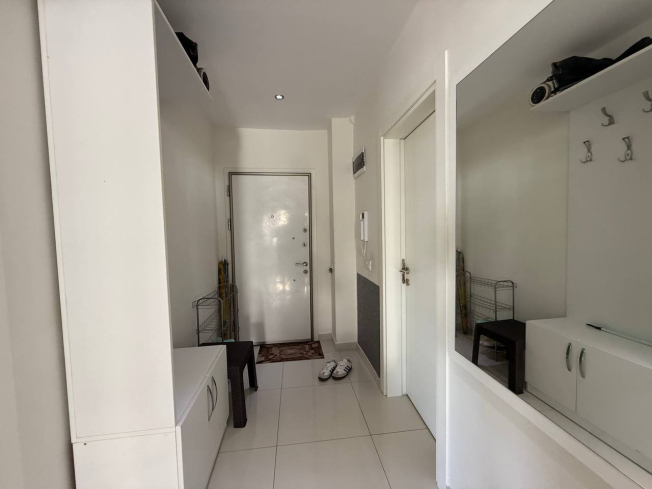 1+1 Apartment in Kestel Residence — 200 m to the Sea, Fully Furnished with Sea View