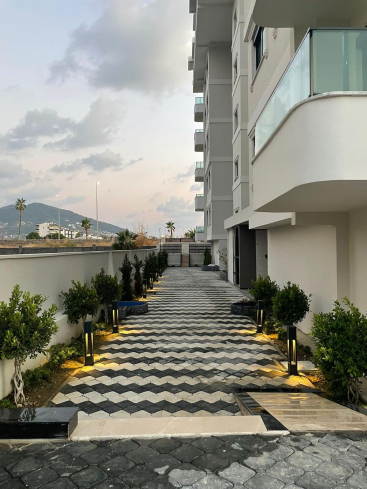 Bright 1+1 Apartment in Gazipaşa — New Building with Pool and Flexible Payment Plan