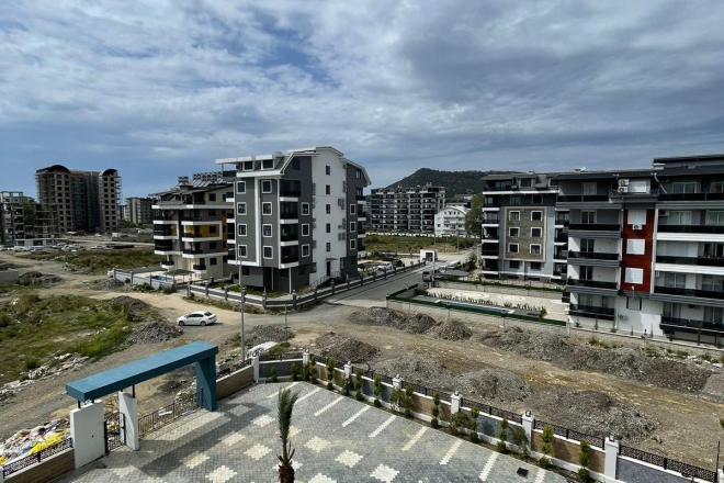 Bright 1+1 Apartment in Gazipaşa — New Building with Pool and Flexible Payment Plan