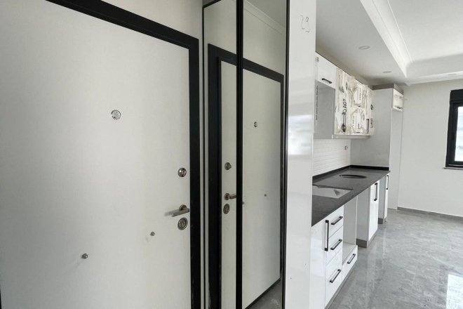 Bright 1+1 Apartment in Gazipaşa — New Building with Pool and Flexible Payment Plan