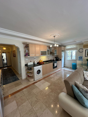 Fully Furnished 2+1 Apartment in Mahmutlar — Close to the Sea and Pool