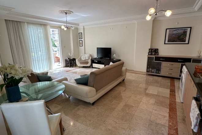 Fully Furnished 2+1 Apartment in Mahmutlar — Close to the Sea and Pool