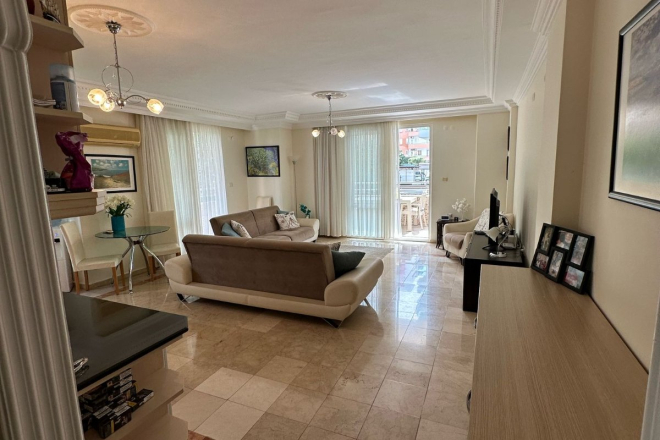 Fully Furnished 2+1 Apartment in Mahmutlar — Close to the Sea and Pool