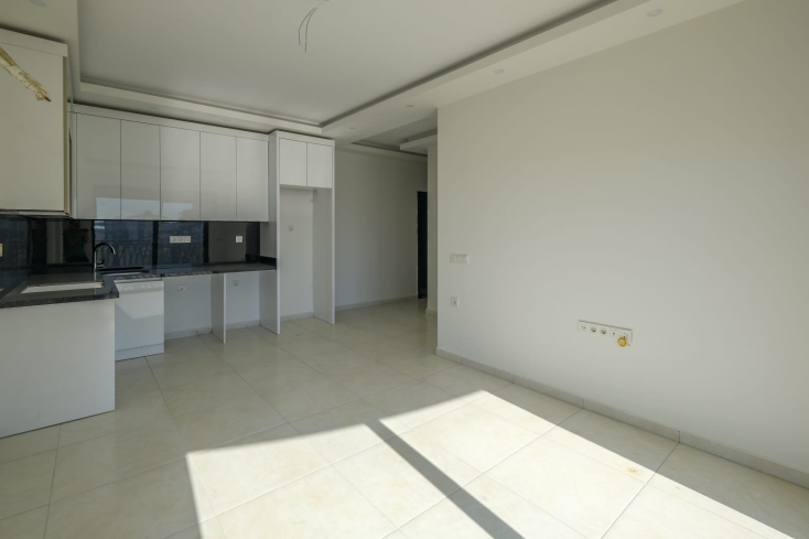 Modern 1+1 Apartment in Mahmutlar — New Residence with Full Facilities