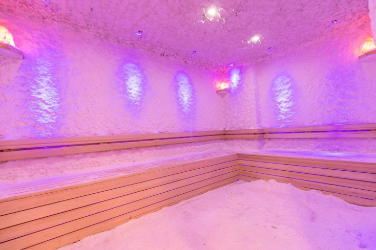 Cozy Furnished 1+1 Apartment in Mahmutlar with Mountain View and Full Facilities