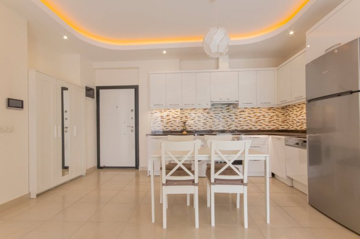 Cozy Furnished 1+1 Apartment in Mahmutlar with Mountain View and Full Facilities