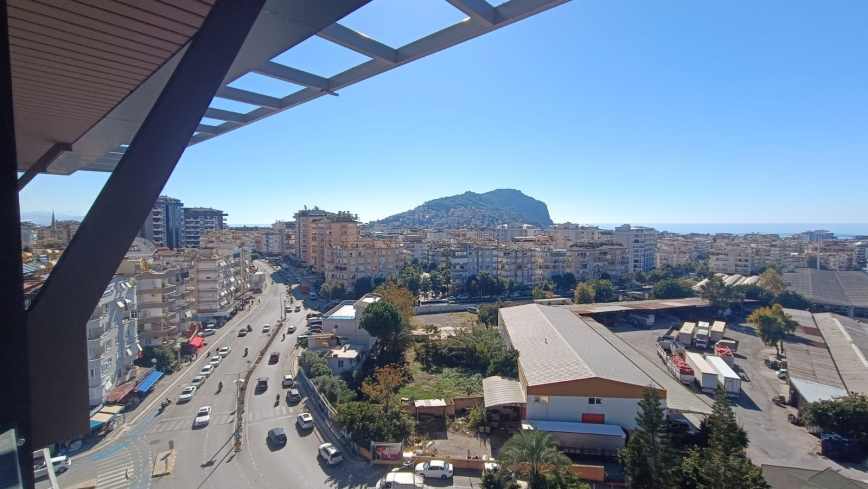 Modern 2+1 Penthouse with Sea and Castle View in Royal Towers, Cleopatra Beach