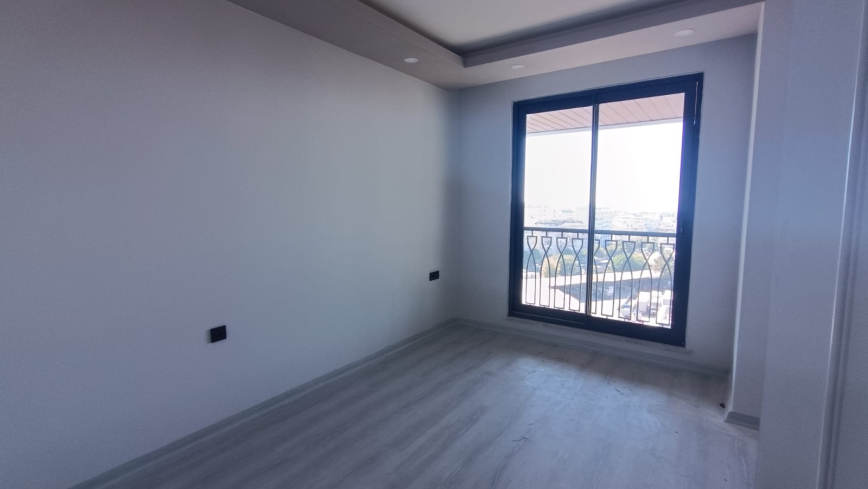 Modern 2+1 Penthouse with Sea and Castle View in Royal Towers, Cleopatra Beach