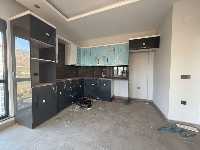 Modern 1+1 Apartment with Sea and Mountain Views in Mahmutlar at a Great Price