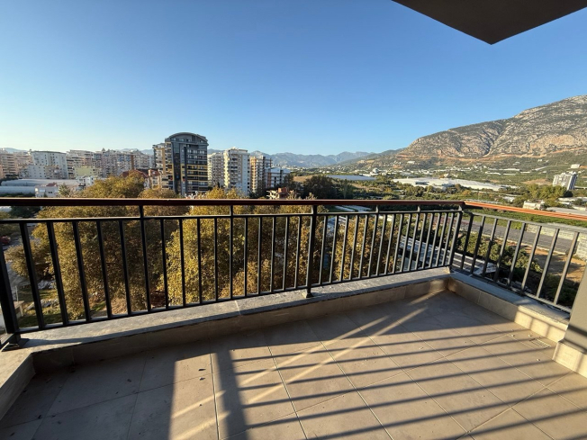 Modern 1+1 Apartment with Sea and Mountain Views in Mahmutlar at a Great Price