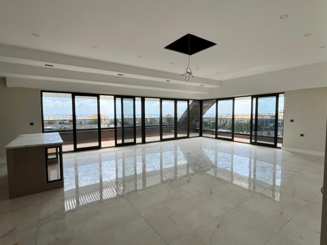 Premium 4+1 for citızenshiı,  near Cleopatra Beach — sea view, spacious living & strong investment potential