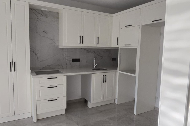 Modern 1+1 in Oba — 600 m to the beach, premium residence, ideal for rental