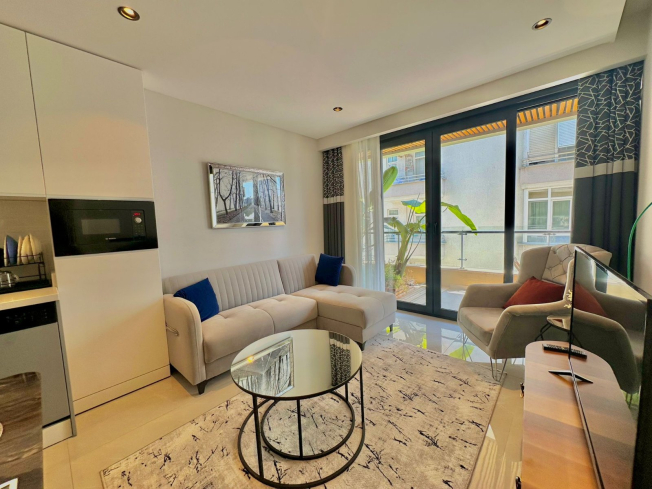 Modern 1+1 Apartment 300 m from the Beach with Premium Facilities — Ready for Rental