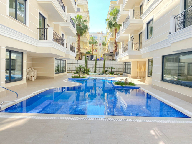 Stylish 1+1 Apartment Near Cleopatra Beach – Fully Furnished & Rental-Ready