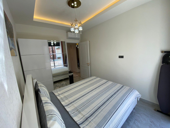 Stylish 1+1 Apartment Near Cleopatra Beach – Fully Furnished & Rental-Ready