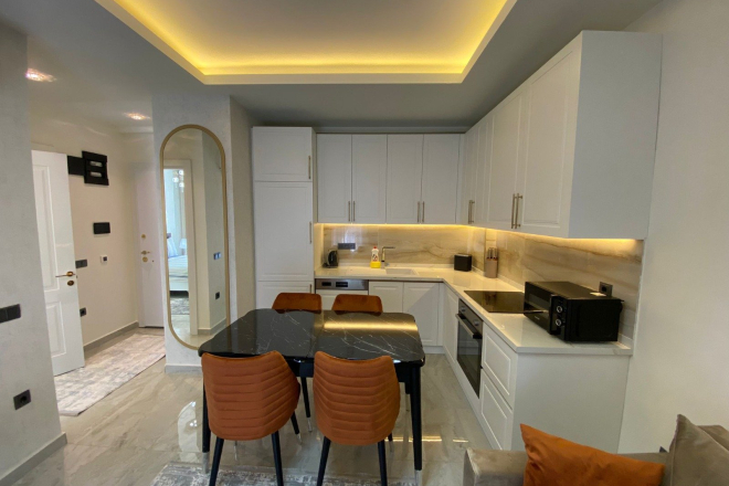 Stylish 1+1 Apartment Near Cleopatra Beach – Fully Furnished & Rental-Ready