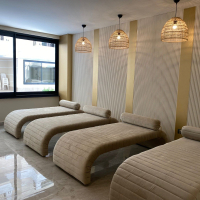 Stylish 1+1 Apartment Near Cleopatra Beach – Fully Furnished & Rental-Ready