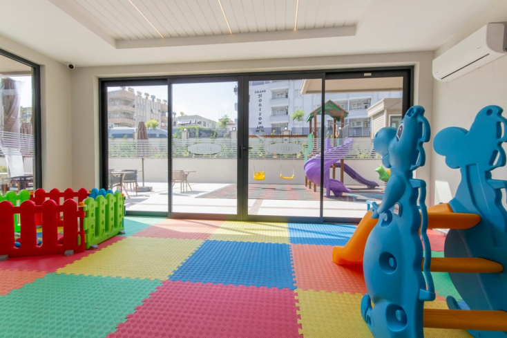 Fully Furnished 1+1 Near the Beach — Eligible for Residence Permit