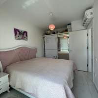 Fully furnished 1+1 in Alanya center — residence permit eligible, 600 m from the sea