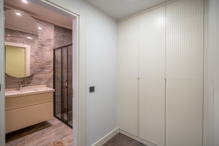 Exclusive 3+1 Apartment 150 m² with Sea & Mountain Views — Suitable for Residence Permit & Citizenship