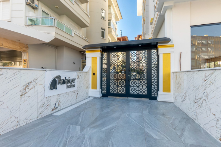 Modern 1+1 near Cleopatra Beach — new build with pool