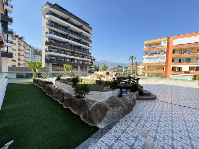 1+1 Apartment on the First Coastline in Oba — 50 m to Sandy Beach, Great Price