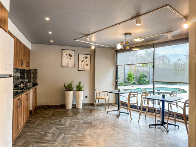 Modern furnished 1+1 apartment in the Cleopatra area — ideal for living & rental