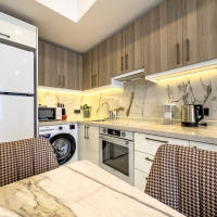 Modern furnished 1+1 apartment in the Cleopatra area — ideal for living & rental