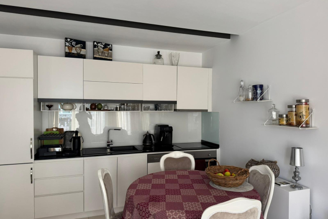 Modern Fully Furnished 1+1 Apartment Just 100 m from the Sea in Oba