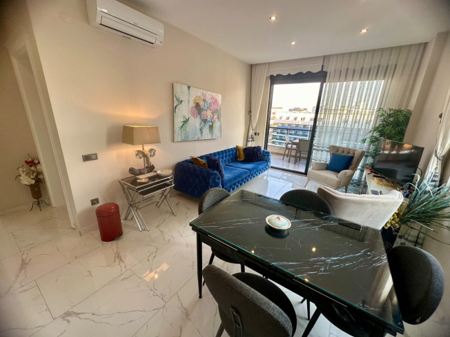 2+1 Seafront Apartment in Oba — Citizenship Approved