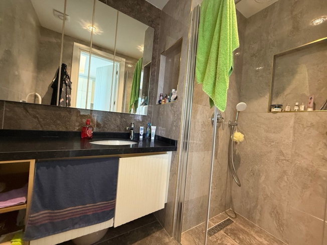 Modern 1+1 Apartment Near the Beach in Demirtas