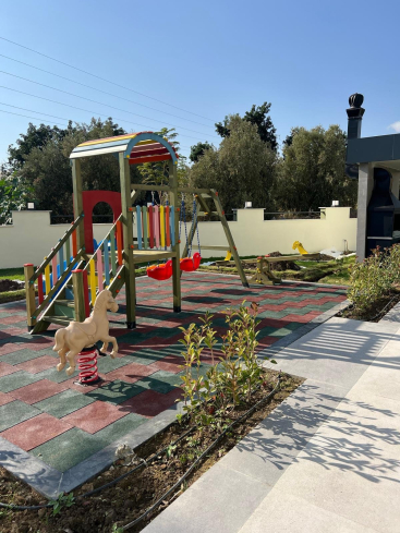 Modern 1+1 Apartment Near the Beach in Demirtas