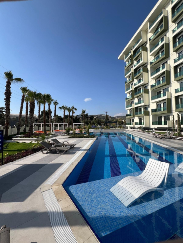 Modern 1+1 Apartment Near the Beach in Demirtas