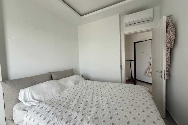 Modern 1+1 Apartment Near the Beach in Demirtas