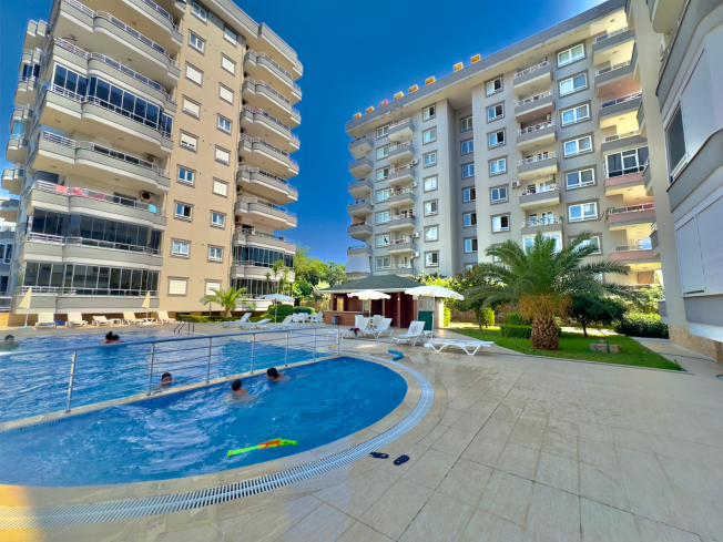 Bright and Spacious 2+1 Apartment in Tosmur Just 500 m from the Sea