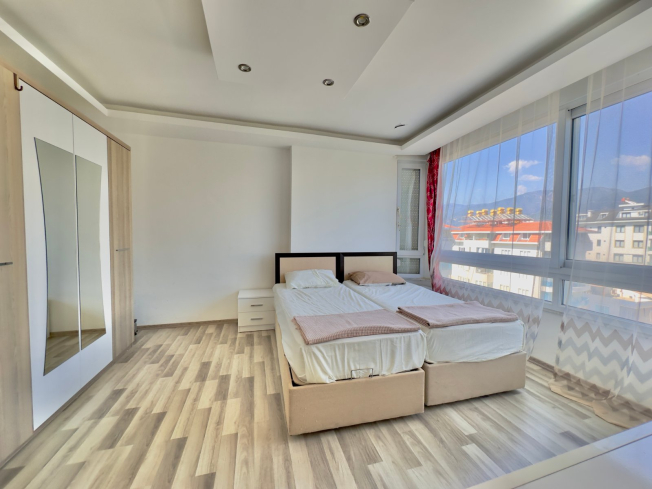 Bright and Spacious 2+1 Apartment in Tosmur Just 500 m from the Sea