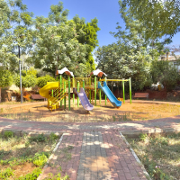 Bright and Spacious 2+1 Apartment in Tosmur Just 500 m from the Sea