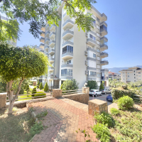 Bright and Spacious 2+1 Apartment in Tosmur Just 500 m from the Sea