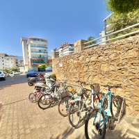 Bright and Spacious 2+1 Apartment in Tosmur Just 500 m from the Sea