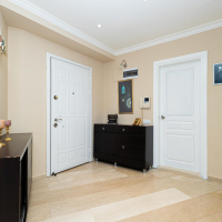 Modern 2+1 Apartment with Designer Interior, 800 m from the Sea in Tosmur