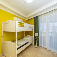 Modern 2+1 Apartment with Designer Interior, 800 m from the Sea in Tosmur