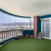 Modern 2+1 Apartment with Designer Interior, 800 m from the Sea in Tosmur