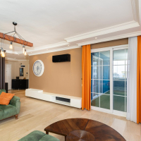 Modern 2+1 Apartment with Designer Interior, 800 m from the Sea in Tosmur