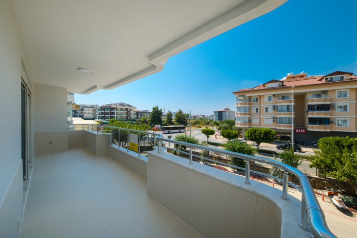 Modern 2+1 Apartment in Oba Crown — 500 m to the Sea & Eligible for Residence Permit