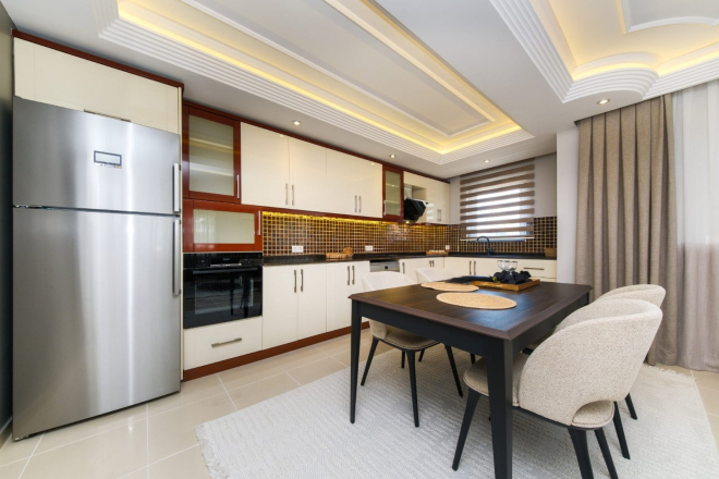 Modern 2+1 Apartment in Oba Crown — 500 m to the Sea & Eligible for Residence Permit