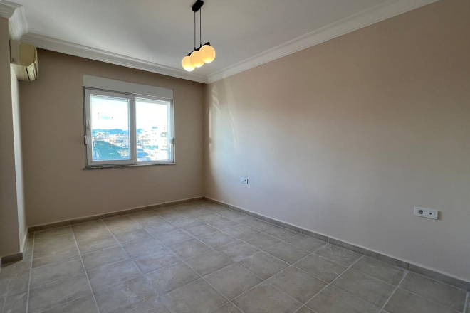 Spacious 2+1 Apartment with Panoramic Sea View in Mahmutlar — 140 m²