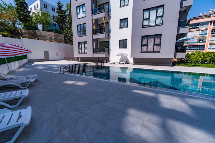 Modern 1+1 Apartment Near the Sea with Full Facilities in Mahmutlar